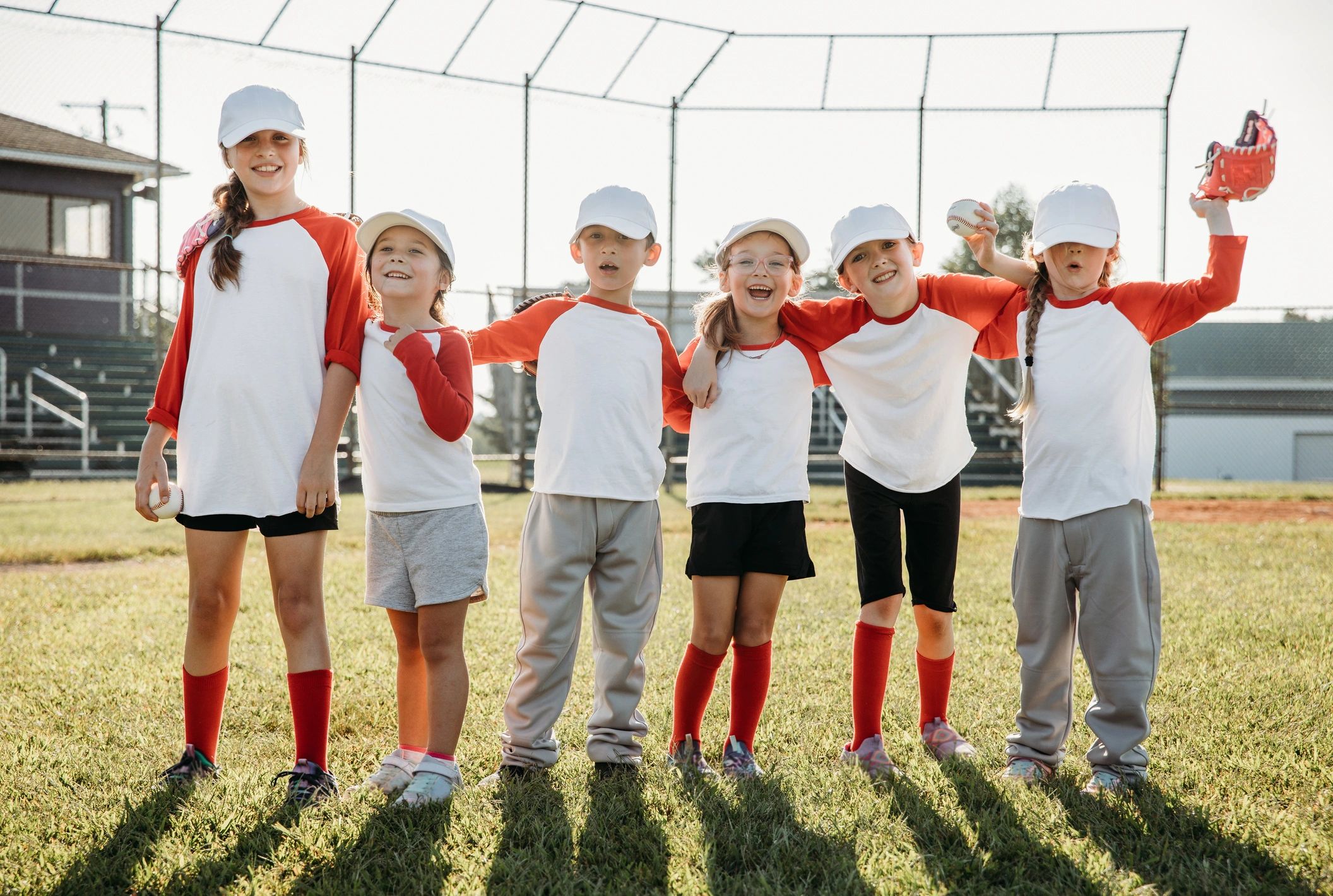 youth softball team group photo